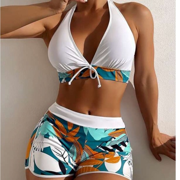 SHEIN Other - NWOT Tropical Print Knot Front Halter Bikini Swimsuit Small